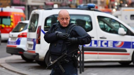 فرنسا تعثر على سيارة مجهزة للتفجير اليوم الاربعاء بباريس