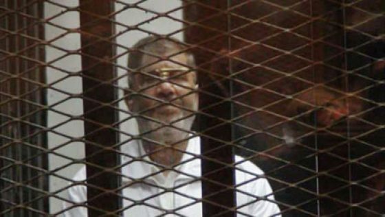 تأجيل محاكمة مرسي وقيادات «الإخوان» في قضية الاتحادية إلى الخميس
