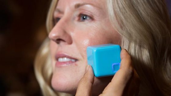 ابتكار جهاز صغير يعمل بمثابة طبيب للجلد