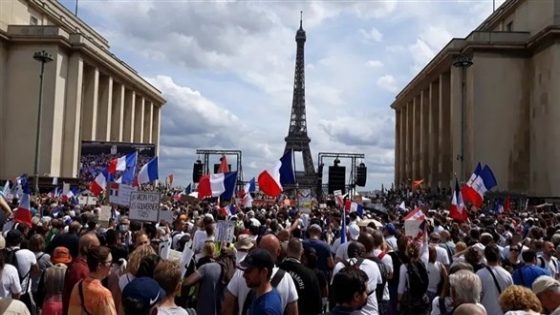 عشرات الآلاف يتظاهرون في فرنسا ضد بطاقة كورونا مجدداً